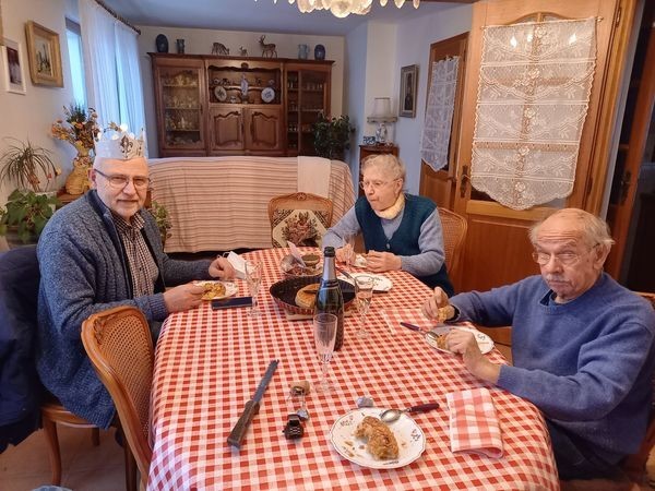 Rencontre de convivialite a domicile cadeau de nouvel an