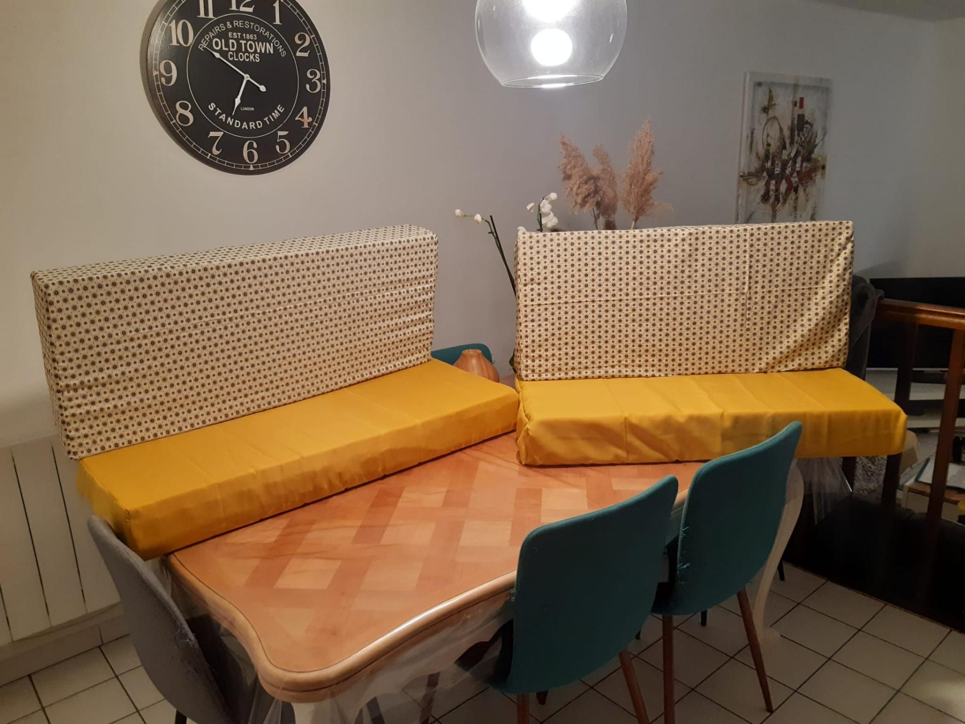 Les coussins des banquettes